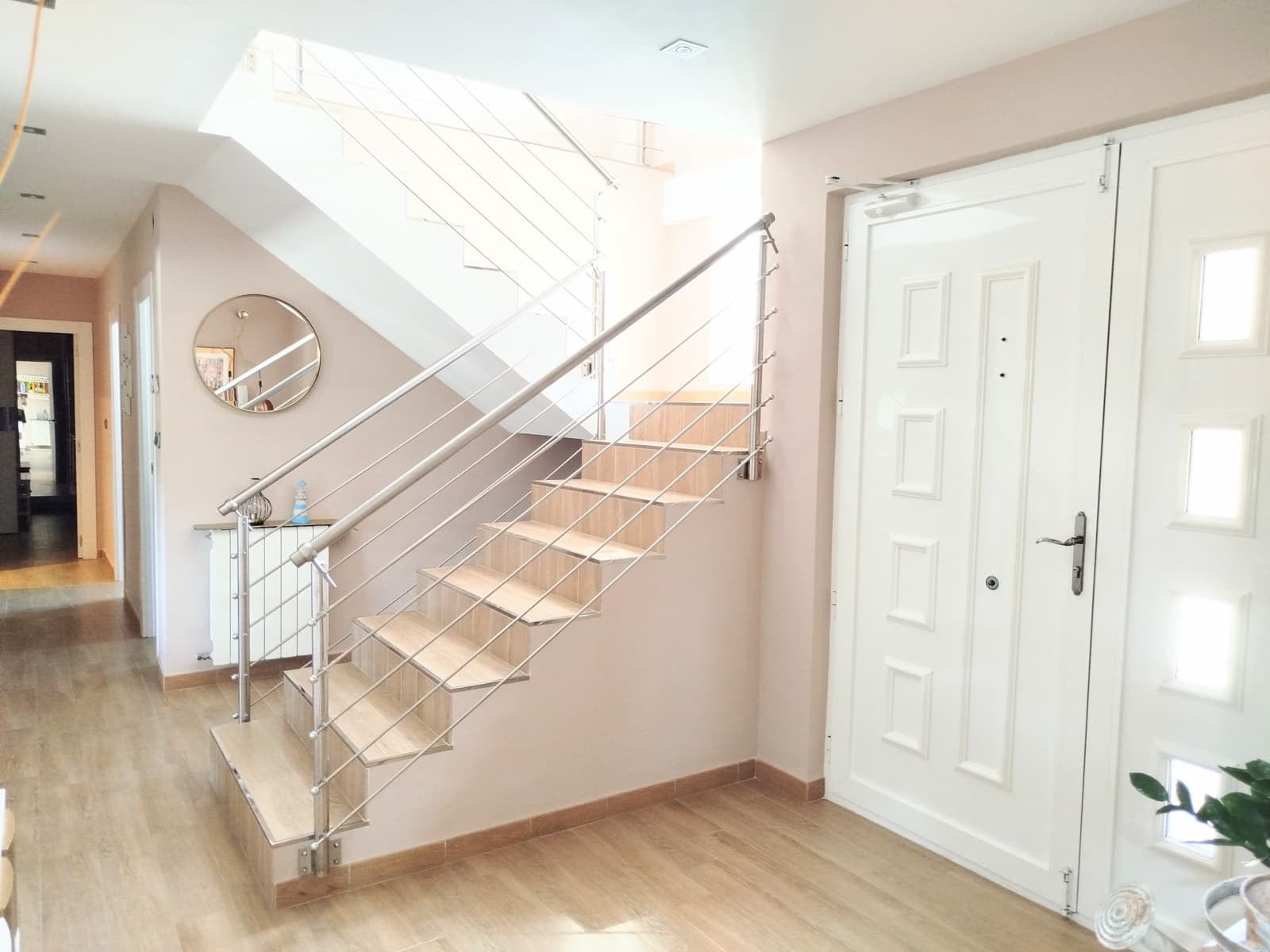 4 bedroom Villa for sale in Yecla with pool garage - € 685,000 (Ref: 10029865)