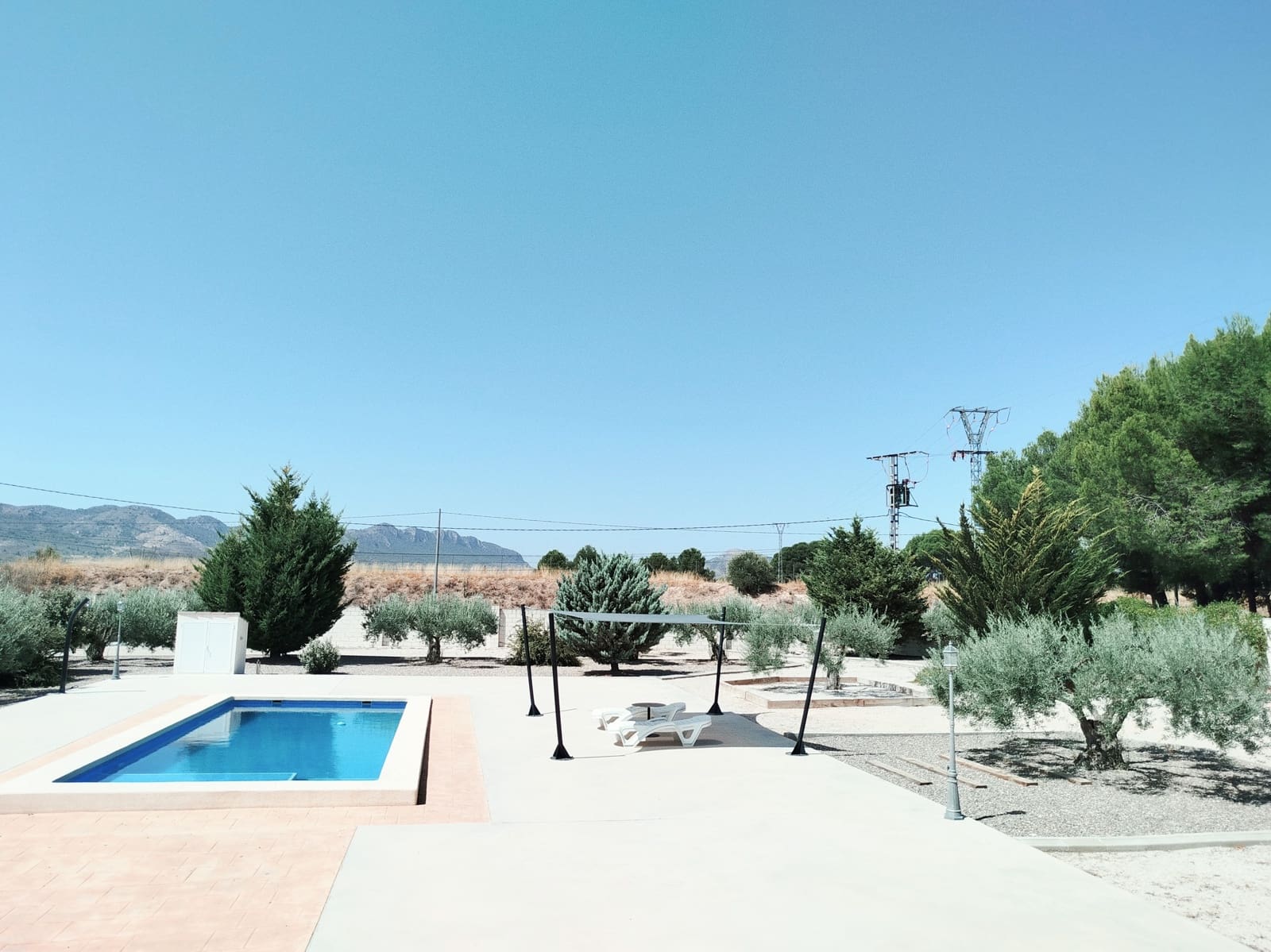 4 bedroom Villa for sale in Yecla with pool garage - € 685,000 (Ref: 10029865)