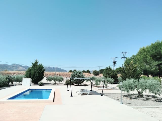 4 bedroom Villa for sale in Yecla with pool garage - € 685,000 (Ref: 10029865)