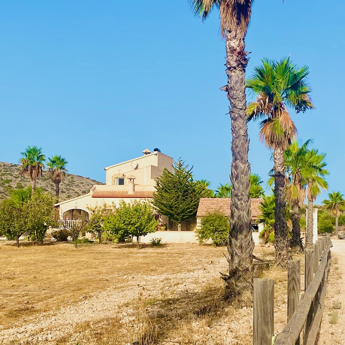 4 camera da letto Villa in vendita in Hondon de las Nieves con piscina garage - 545.000 € (Rif: 10047575)