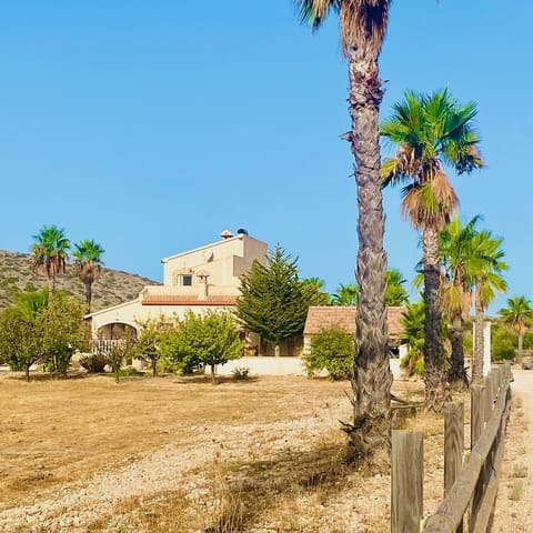 4 camera da letto Villa in vendita in Hondón de las Nieves con piscina garage - 545.000 € (Rif: 10047575)