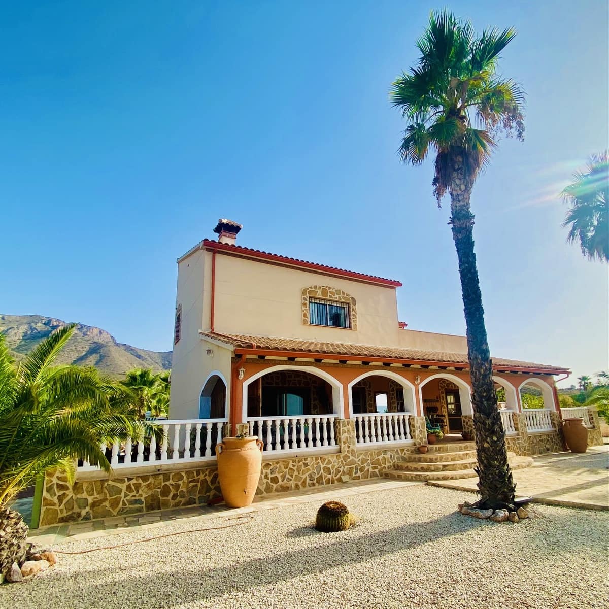 4 camera da letto Villa in vendita in Hondon de las Nieves con piscina garage - 545.000 € (Rif: 10047575)
