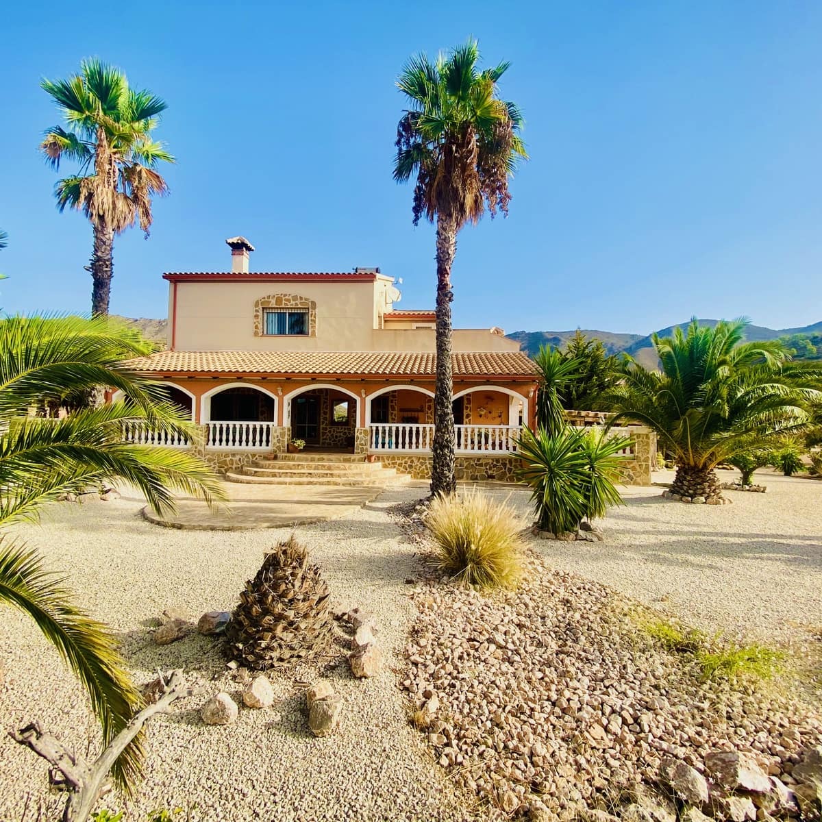 4 camera da letto Villa in vendita in Hondon de las Nieves con piscina garage - 545.000 € (Rif: 10047575)