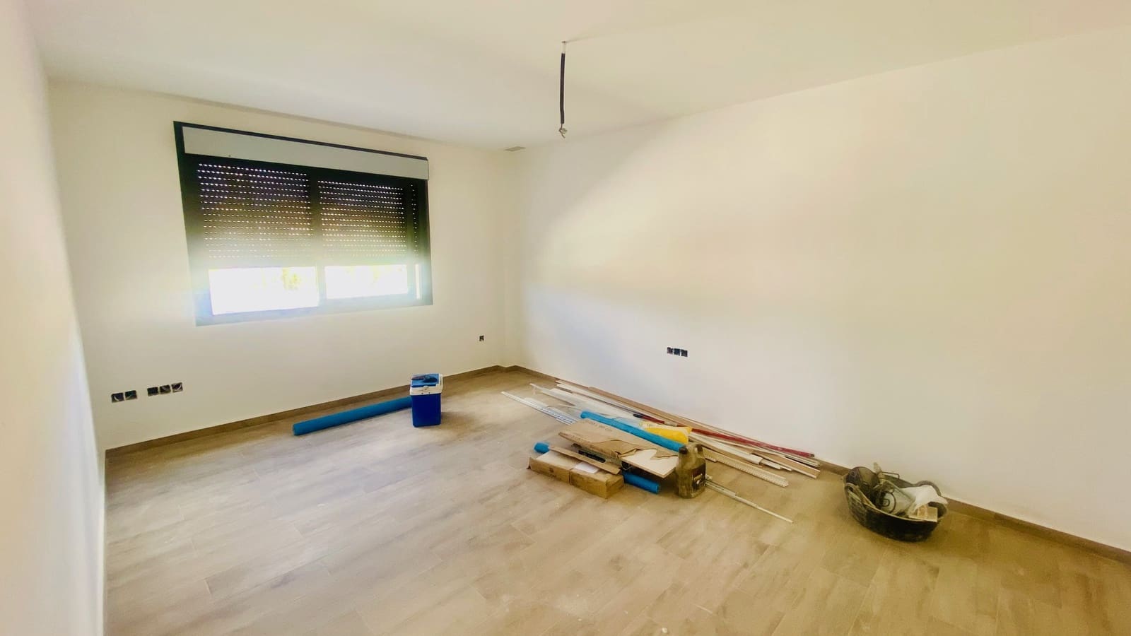 3 makuuhuone Huvila myytävänä paikassa Abanilla mukana uima-altaan - 359 950 € (Ref: 10071024)