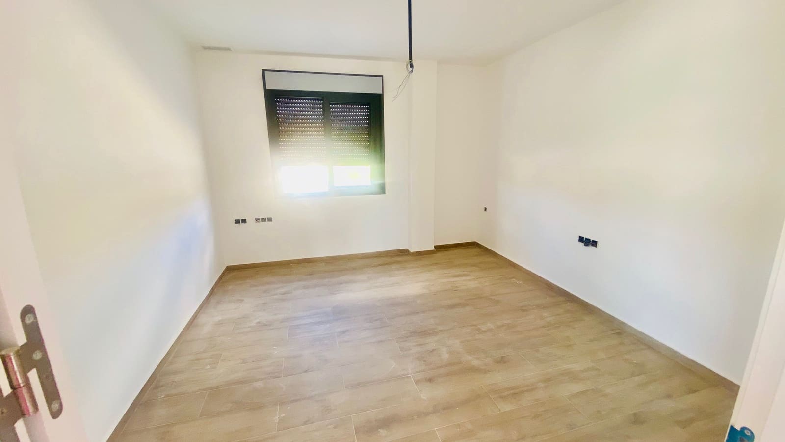 3 makuuhuone Huvila myytävänä paikassa Abanilla mukana uima-altaan - 359 950 € (Ref: 10071024)
