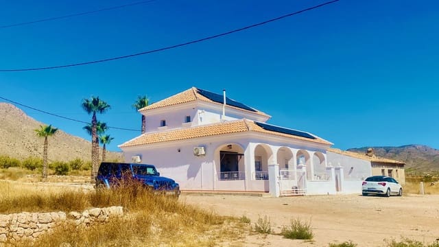 3 bedroom Villa for sale in Macisvenda, Abanilla with pool garage - € 284,900 (Ref: 10078825)
