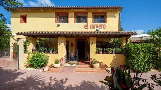 6 bedroom Hotel for sale in Barbarroja, Orihuela with pool garage - € 850,000 (Ref: 7573978)