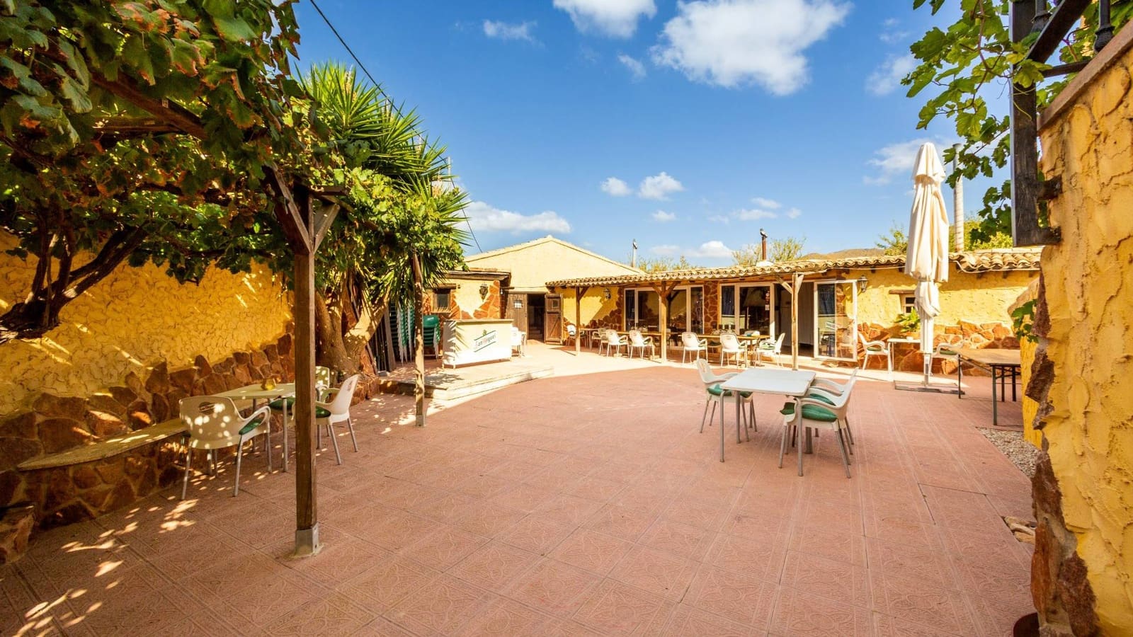 6 chambre Hôtel à vendre à Barbarroja avec piscine garage - 850 000 € (Ref: 7573978)