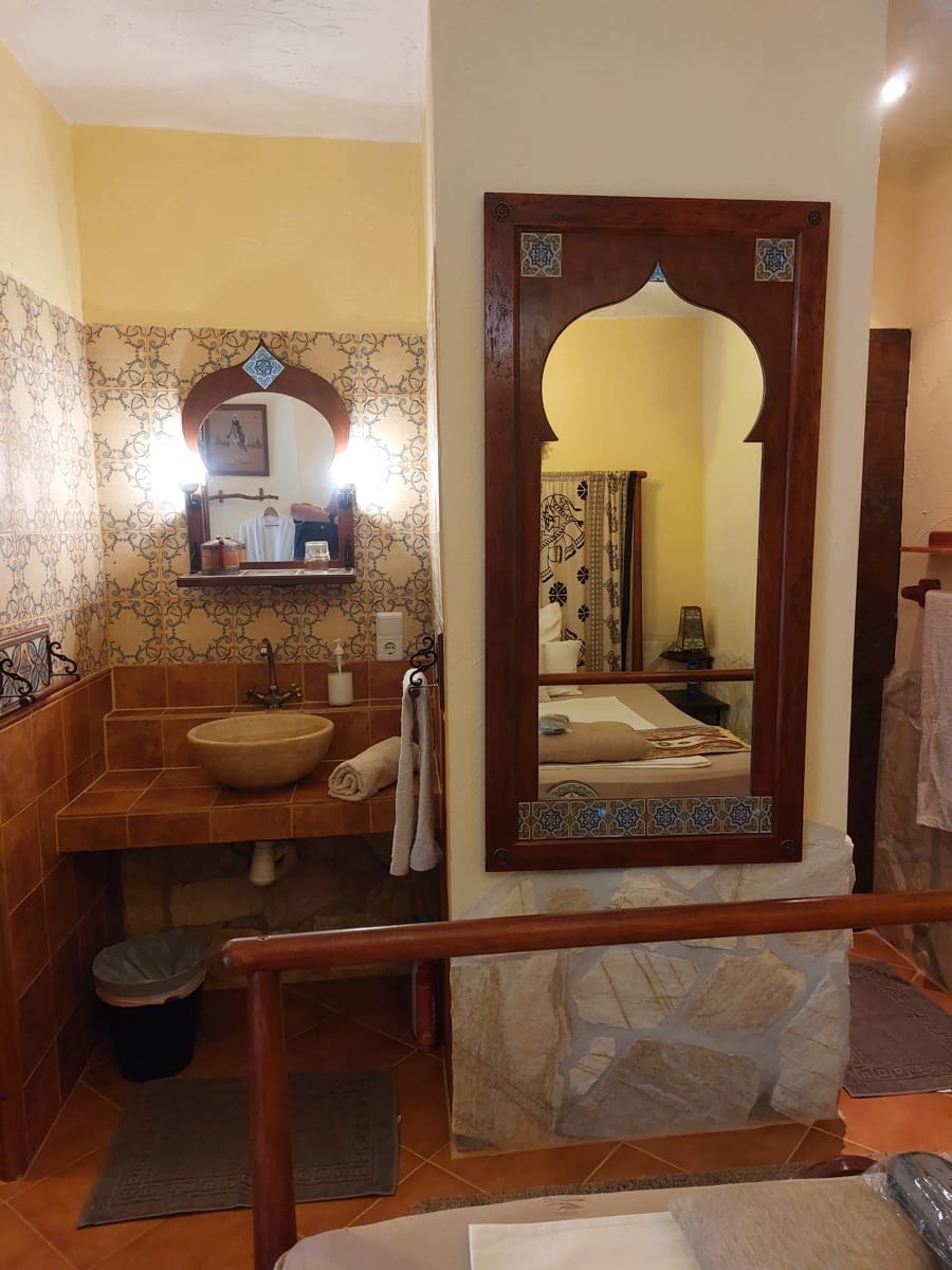 6 chambre Hôtel à vendre à Barbarroja avec piscine garage - 850 000 € (Ref: 7573978)