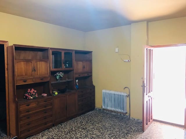 4 chambre Finca/Maison de Campagne à vendre à Yecla avec garage - 151 000 € (Ref: 7767002)