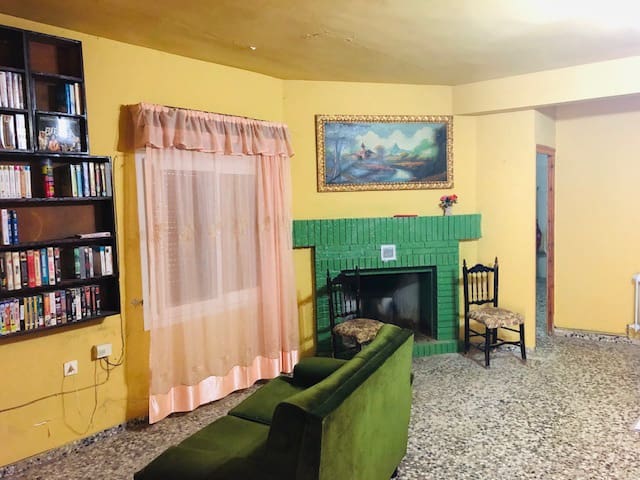 4 chambre Finca/Maison de Campagne à vendre à Yecla avec garage - 151 000 € (Ref: 7767002)
