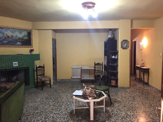 4 chambre Finca/Maison de Campagne à vendre à Yecla avec garage - 151 000 € (Ref: 7767002)