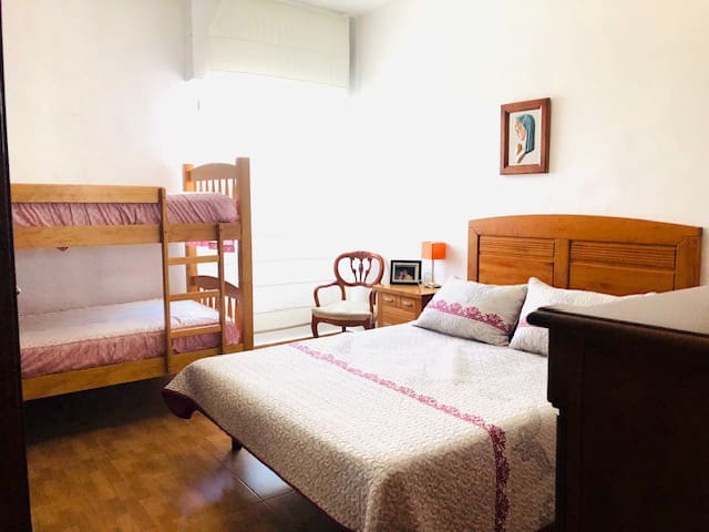 4 chambre Finca/Maison de Campagne à vendre à Yecla avec piscine garage - 275 000 € (Ref: 7833872)