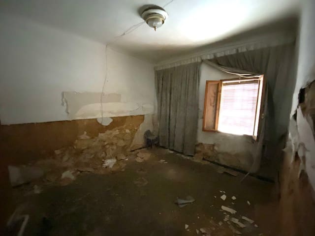 2 slaapkamer Huis te koop in Pinoso - € 55.000 (Ref: 8085539)