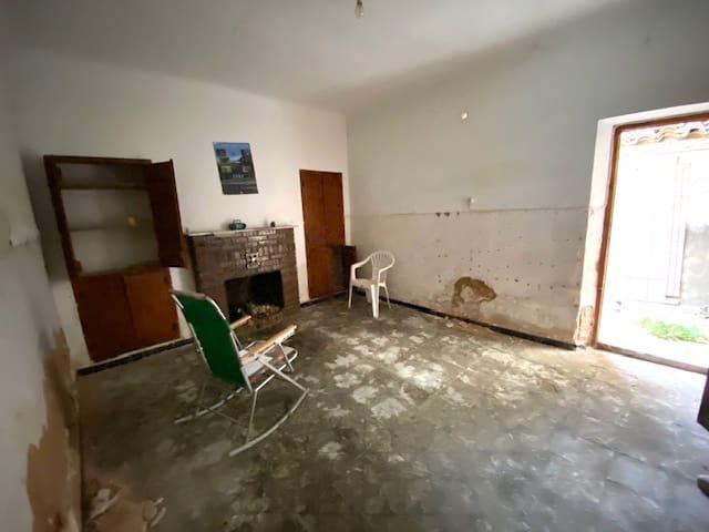 2 slaapkamer Huis te koop in Pinoso - € 55.000 (Ref: 8085539)
