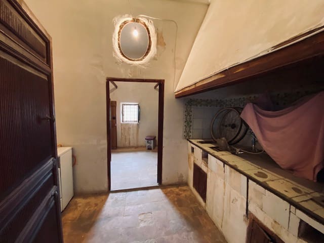 8 soveværelse Semi-Rækkehus til salg i Pinoso - € 205.000 (Ref: 8207030)