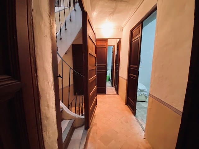 8 soveværelse Semi-Rækkehus til salg i Pinoso - € 205.000 (Ref: 8207030)