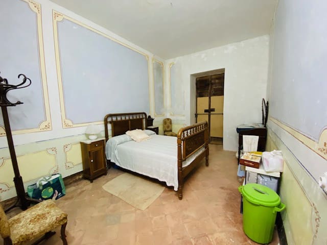 8 soveværelse Semi-Rækkehus til salg i Pinoso - € 205.000 (Ref: 8207030)