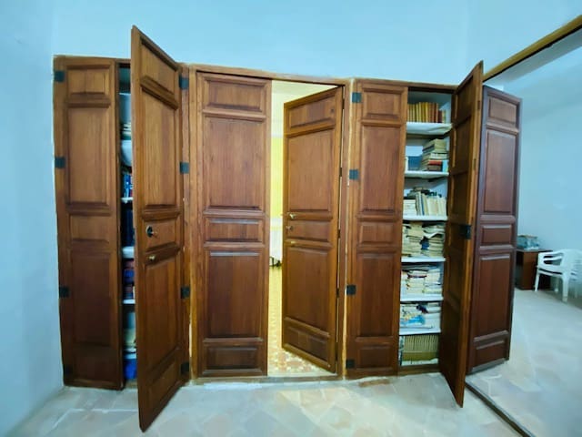 8 soveværelse Semi-Rækkehus til salg i Pinoso - € 205.000 (Ref: 8207030)