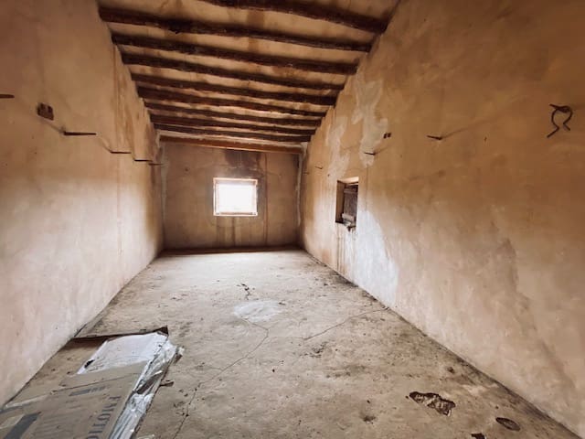 8 soveværelse Semi-Rækkehus til salg i Pinoso - € 205.000 (Ref: 8207030)