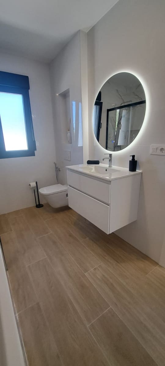 4 bedroom Villa for sale in Pinoso with pool - € 549,000 (Ref: 9013240)