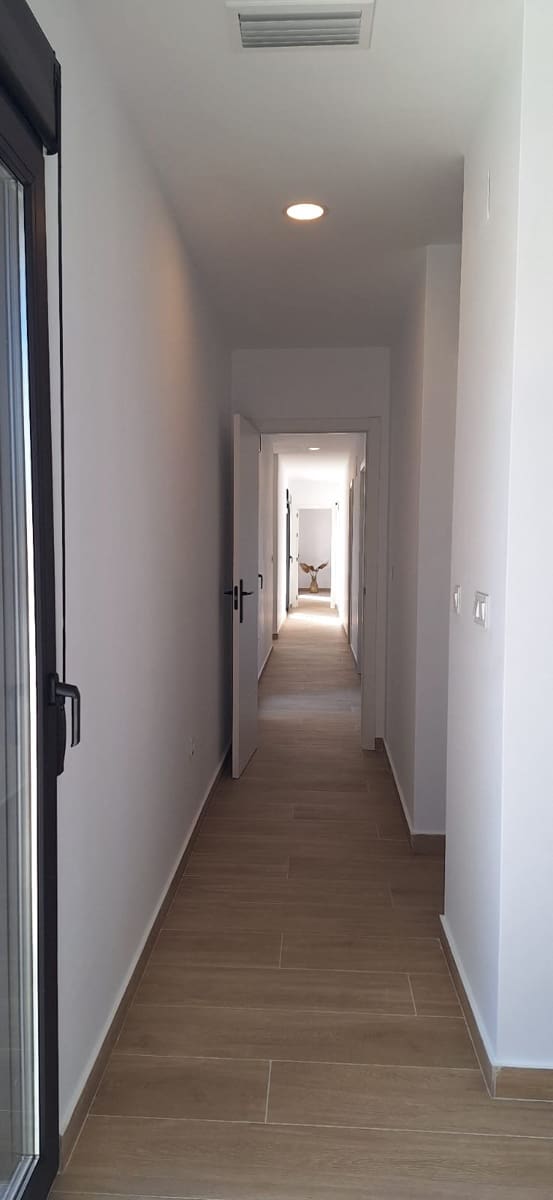 4 bedroom Villa for sale in Pinoso with pool - € 549,000 (Ref: 9013240)