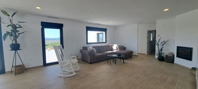 4 slaapkamer Villa te koop in Pinoso met zwembad - € 549.000 (Ref: 9013240)