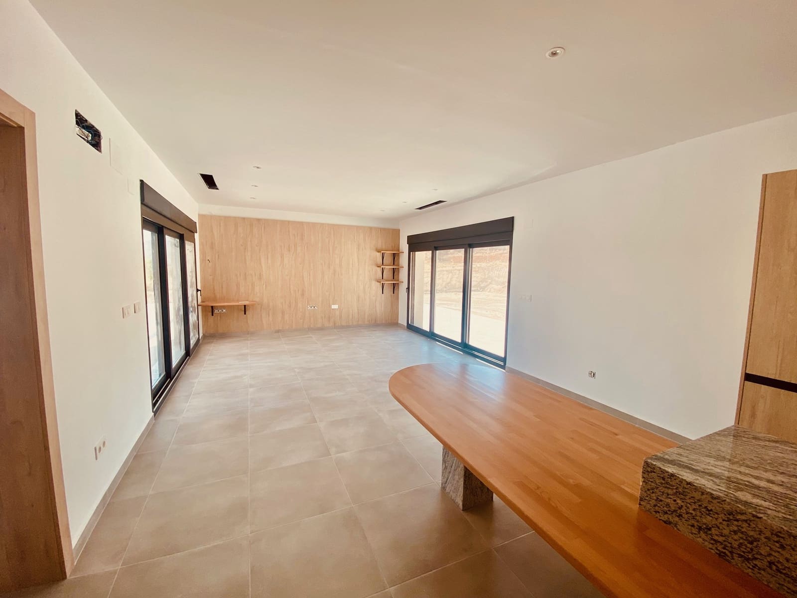 3 soveværelse Villa til salg i Macisvenda med swimmingpool garage - € 359.500 (Ref: 9094687)