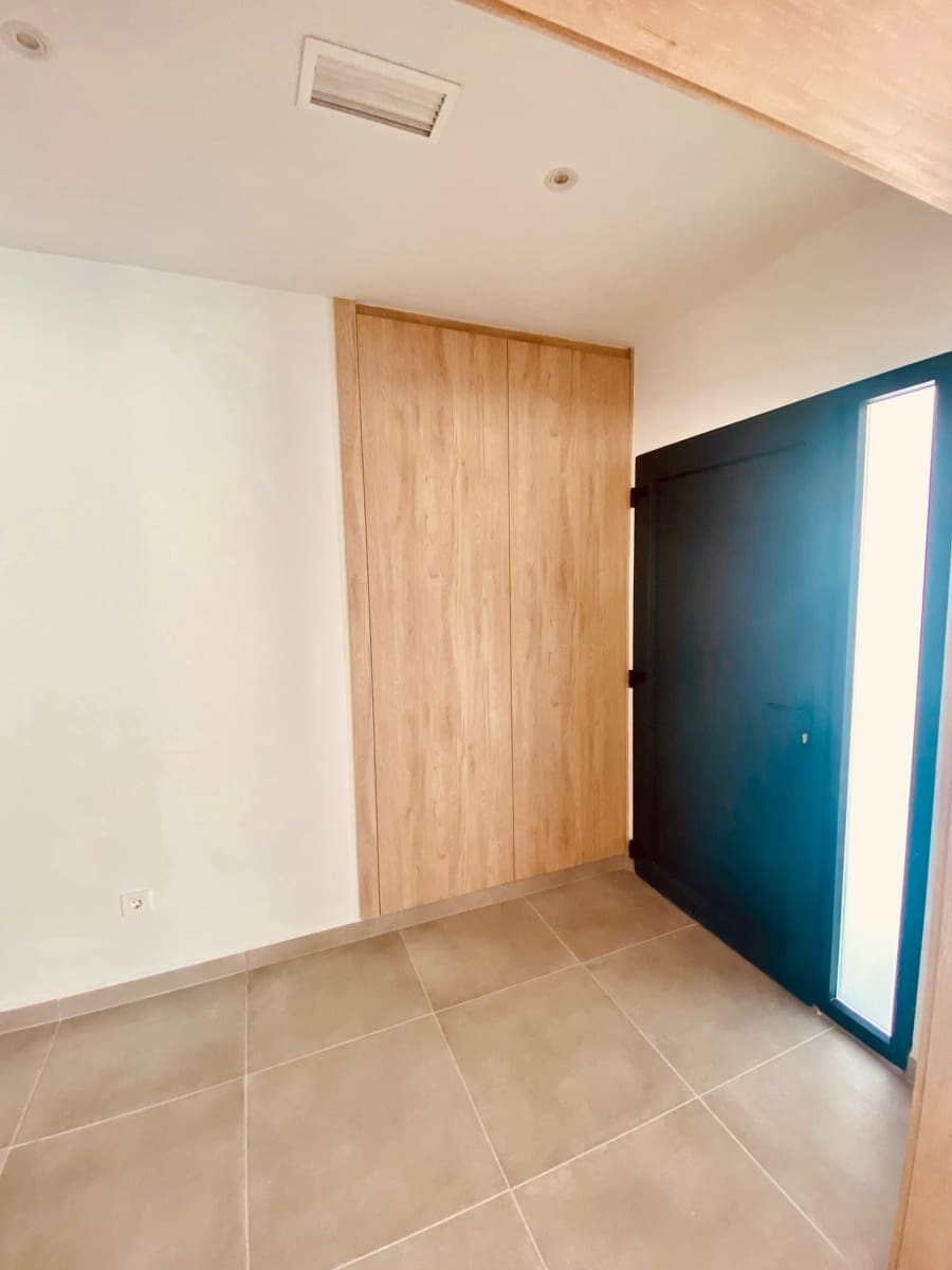 3 soveværelse Villa til salg i Macisvenda med swimmingpool garage - € 359.500 (Ref: 9094687)