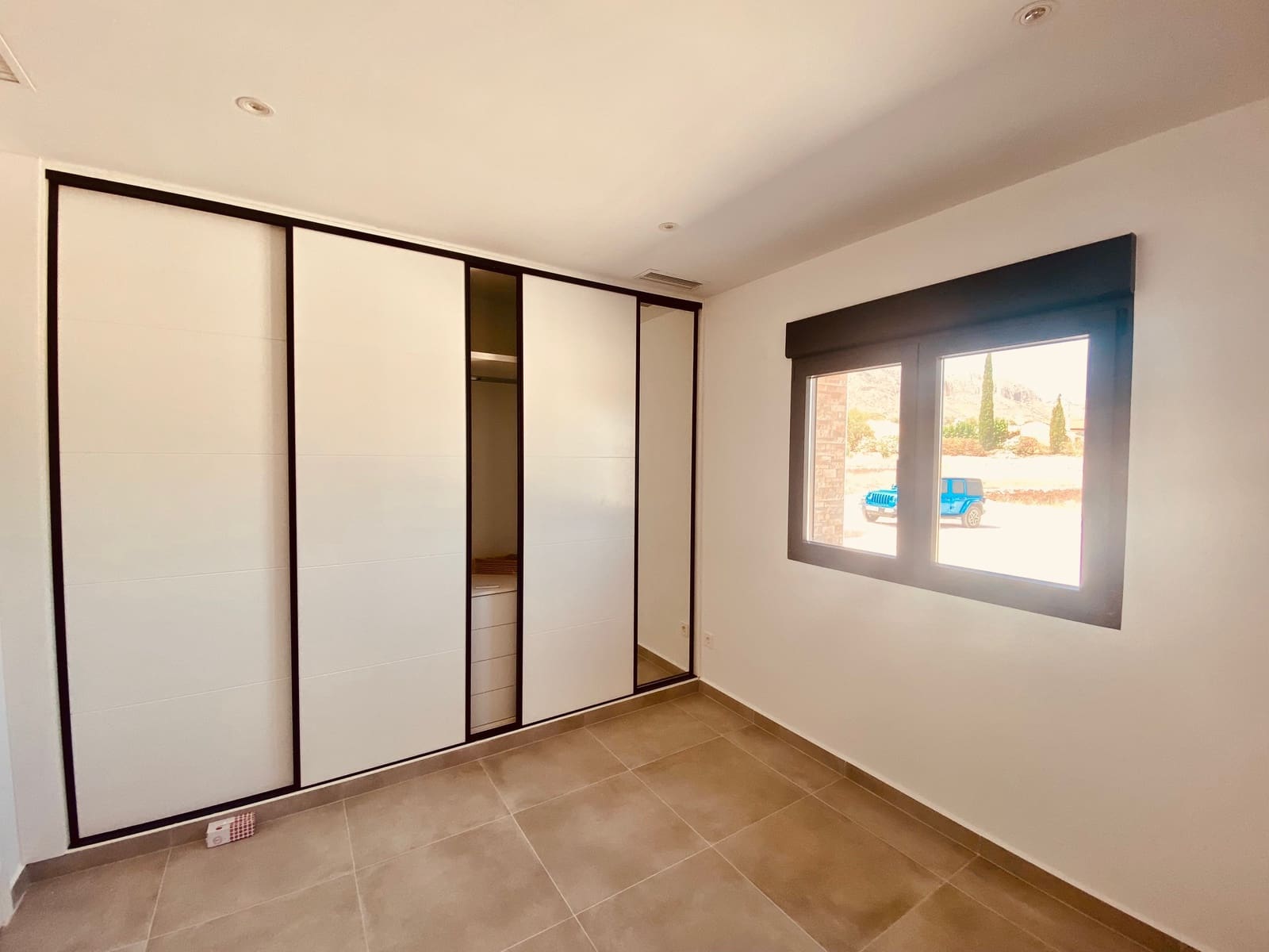 3 soveværelse Villa til salg i Macisvenda med swimmingpool garage - € 359.500 (Ref: 9094687)