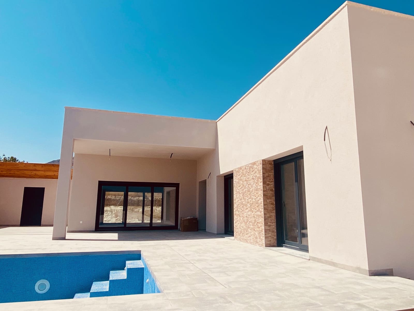 3 soveværelse Villa til salg i Macisvenda med swimmingpool garage - € 359.500 (Ref: 9094687)