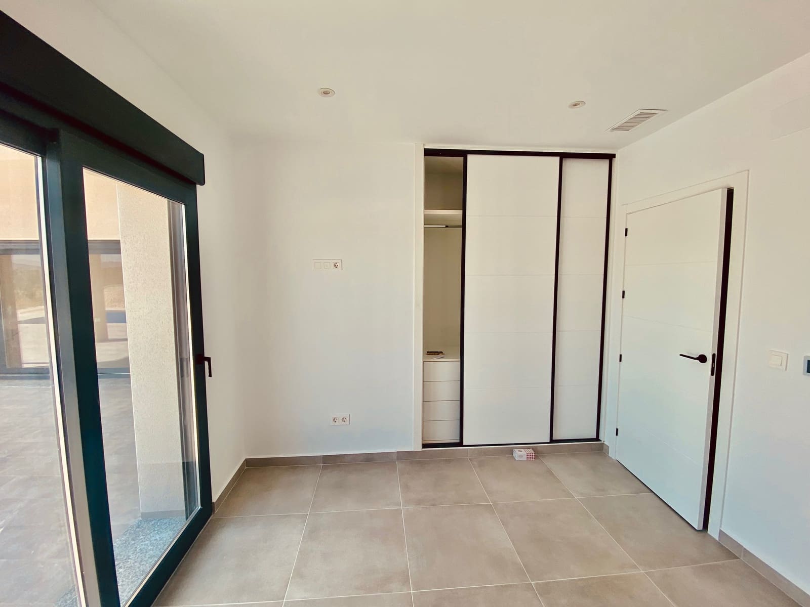 3 soveværelse Villa til salg i Macisvenda med swimmingpool garage - € 359.500 (Ref: 9094687)