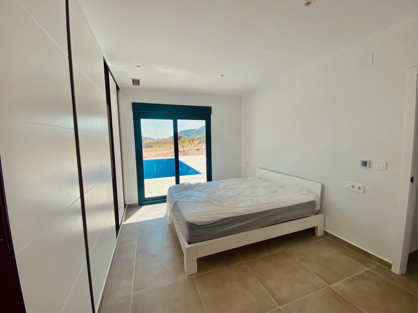 3 soveværelse Villa til salg i Macisvenda med swimmingpool garage - € 359.500 (Ref: 9094687)