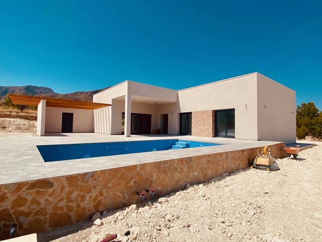 3 bedroom Villa for sale in Macisvenda, Abanilla with pool garage - € 359,500 (Ref: 9094687)