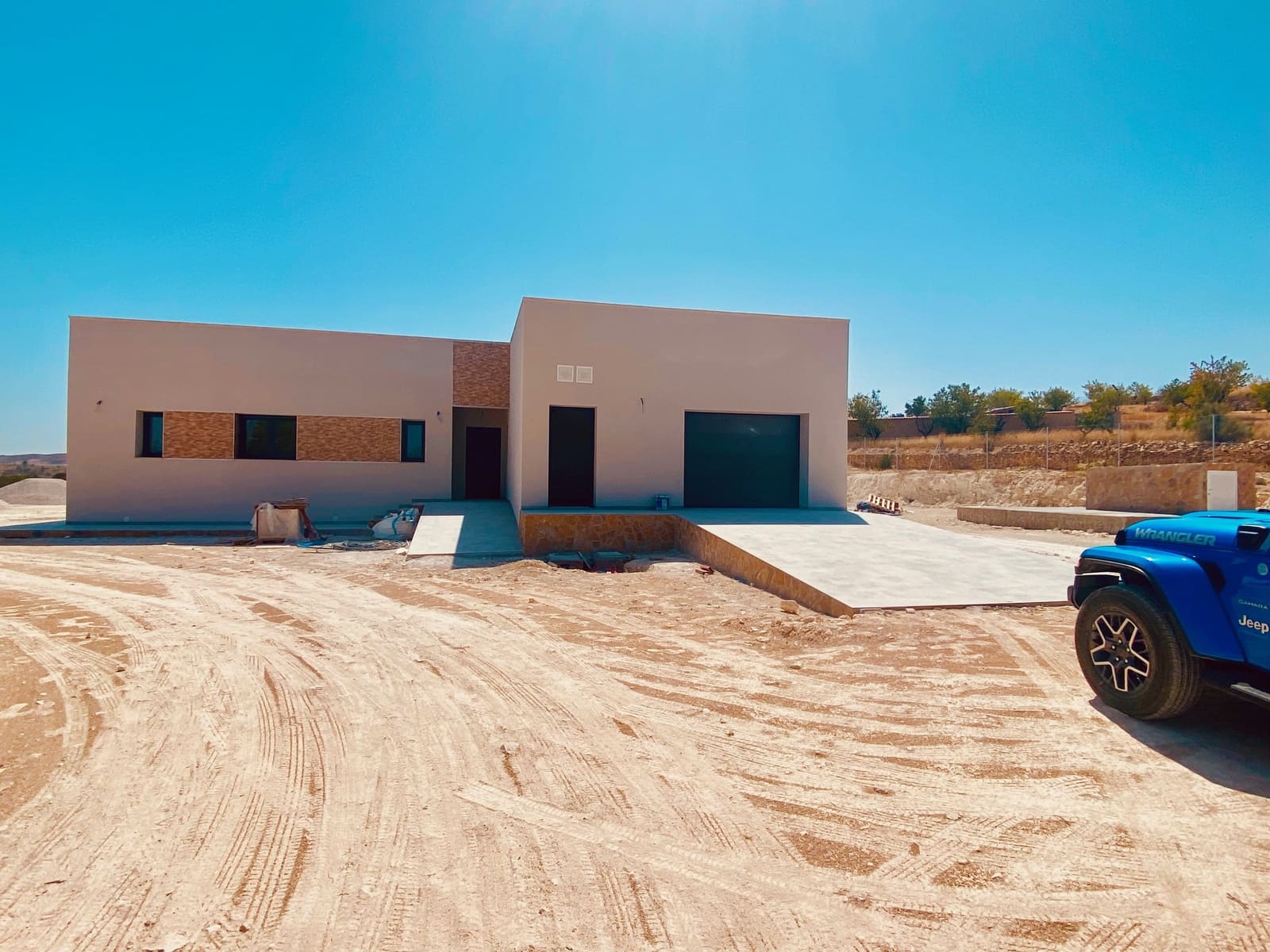 3 soveværelse Villa til salg i Macisvenda med swimmingpool garage - € 359.500 (Ref: 9094687)