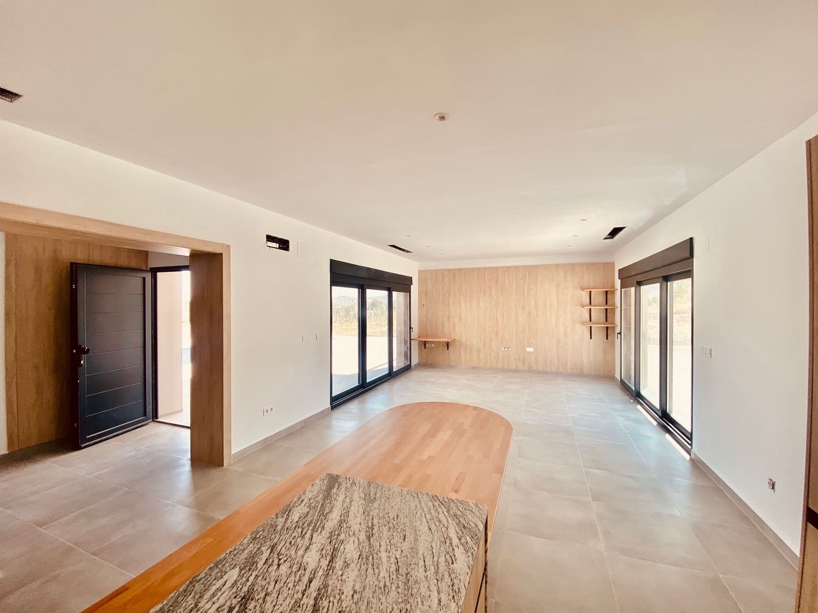 3 soveværelse Villa til salg i Macisvenda med swimmingpool garage - € 359.500 (Ref: 9094687)