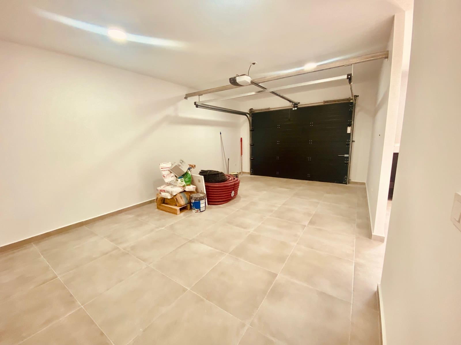 3 soveværelse Villa til salg i Macisvenda med swimmingpool garage - € 359.500 (Ref: 9094687)