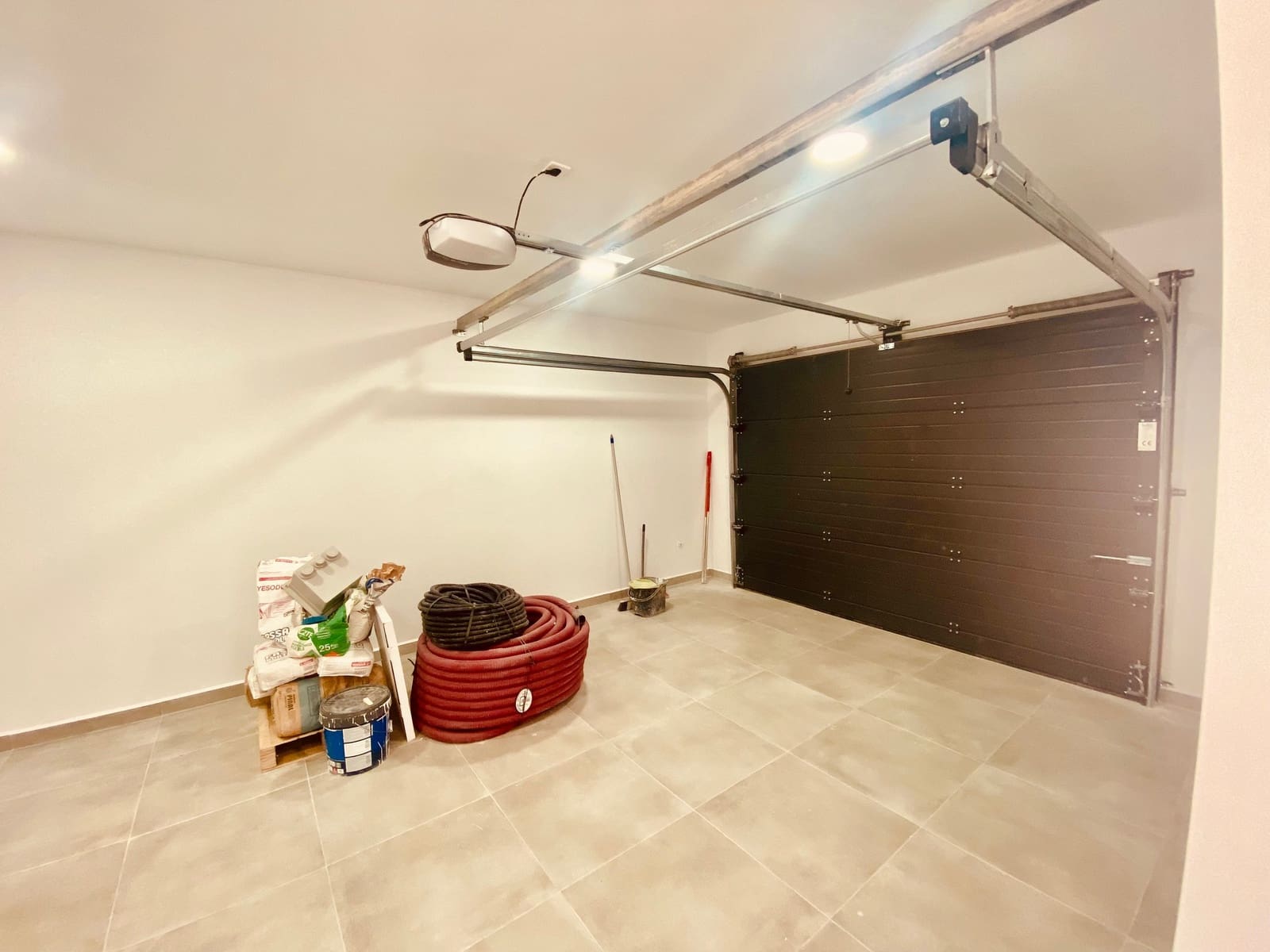 3 soveværelse Villa til salg i Macisvenda med swimmingpool garage - € 359.500 (Ref: 9094687)