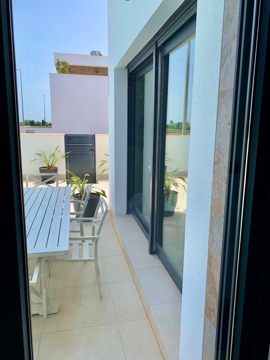 3 soverom Villa til salgs i Daya Vieja med svømmebasseng garasje - € 399 000 (Ref: 9181509)