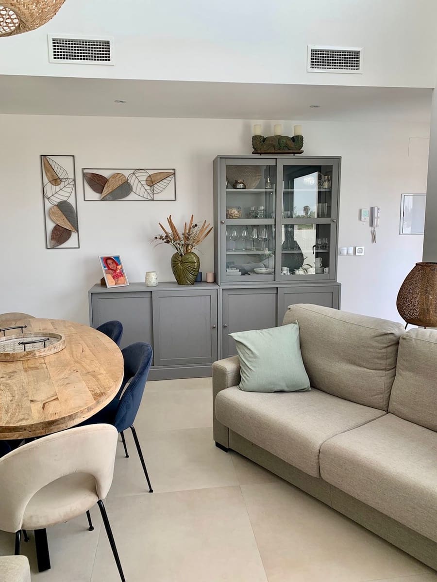 3 soverom Villa til salgs i Daya Vieja med svømmebasseng garasje - € 399 000 (Ref: 9181509)