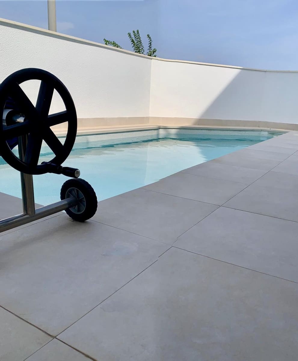 3 soverom Villa til salgs i Daya Vieja med svømmebasseng garasje - € 399 000 (Ref: 9181509)