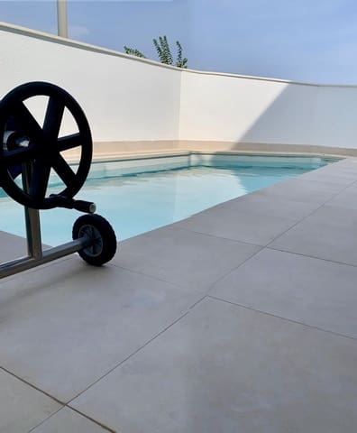 3 sovrum Villa till salu i Daya Vieja med pool garage - 399 000 € (Ref: 9181509)