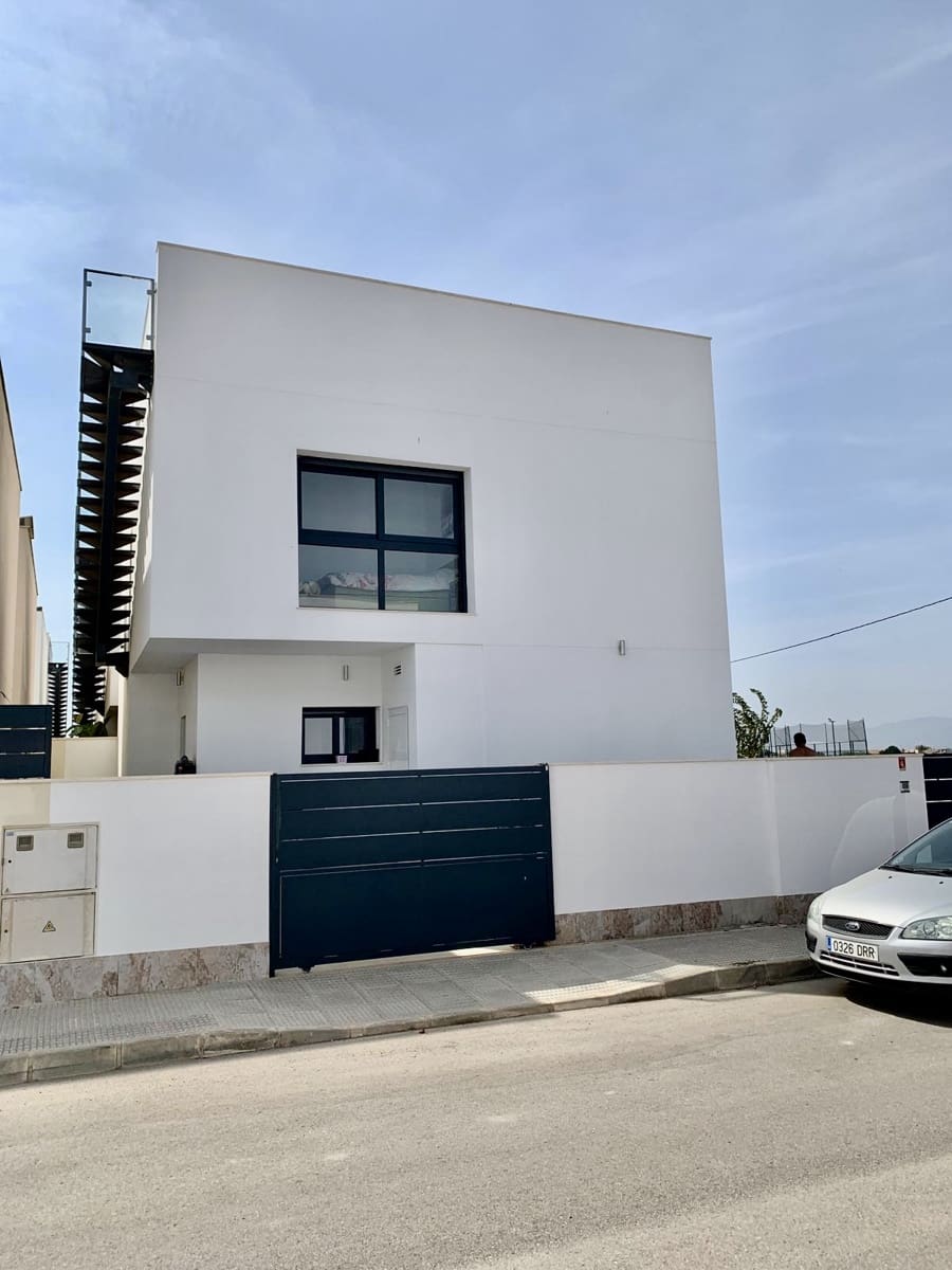 3 soverom Villa til salgs i Daya Vieja med svømmebasseng garasje - € 399 000 (Ref: 9181509)