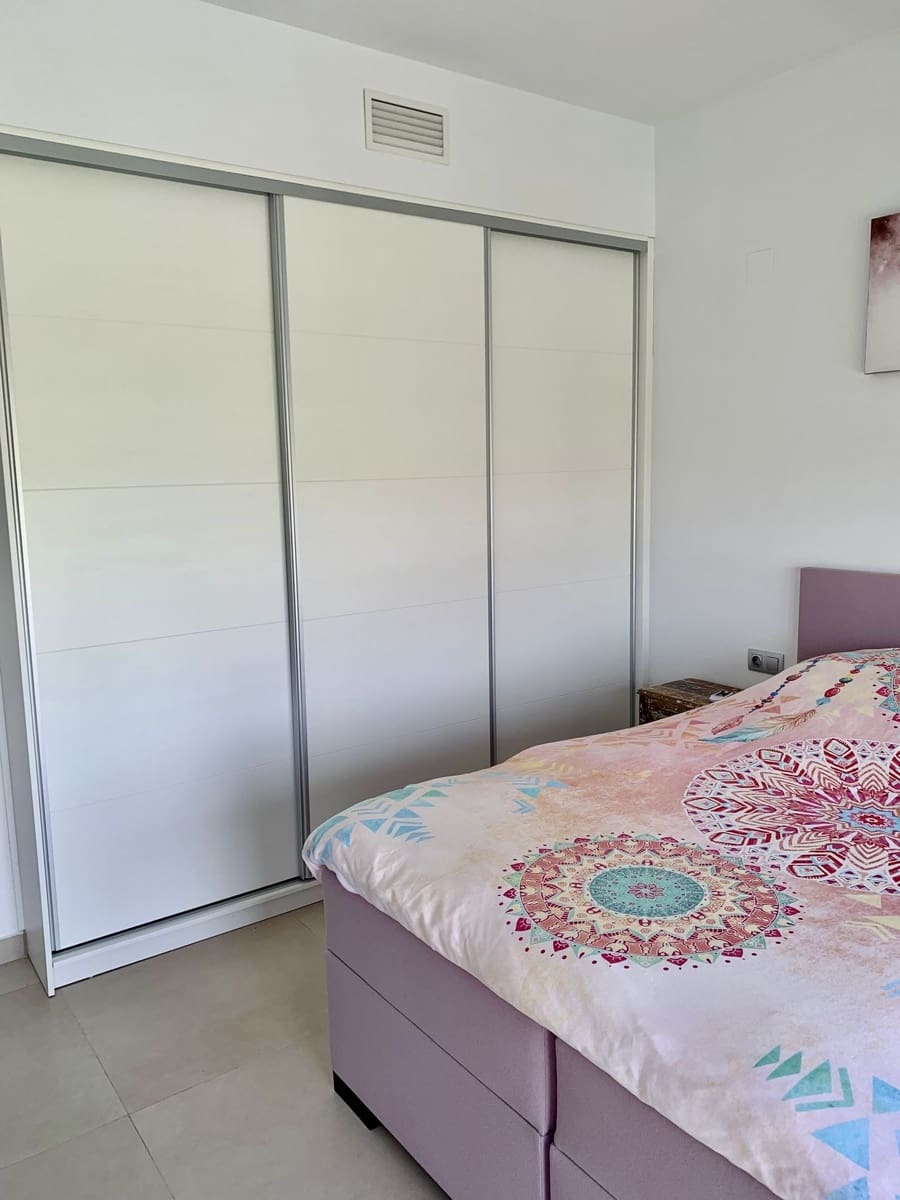 3 soverom Villa til salgs i Daya Vieja med svømmebasseng garasje - € 399 000 (Ref: 9181509)