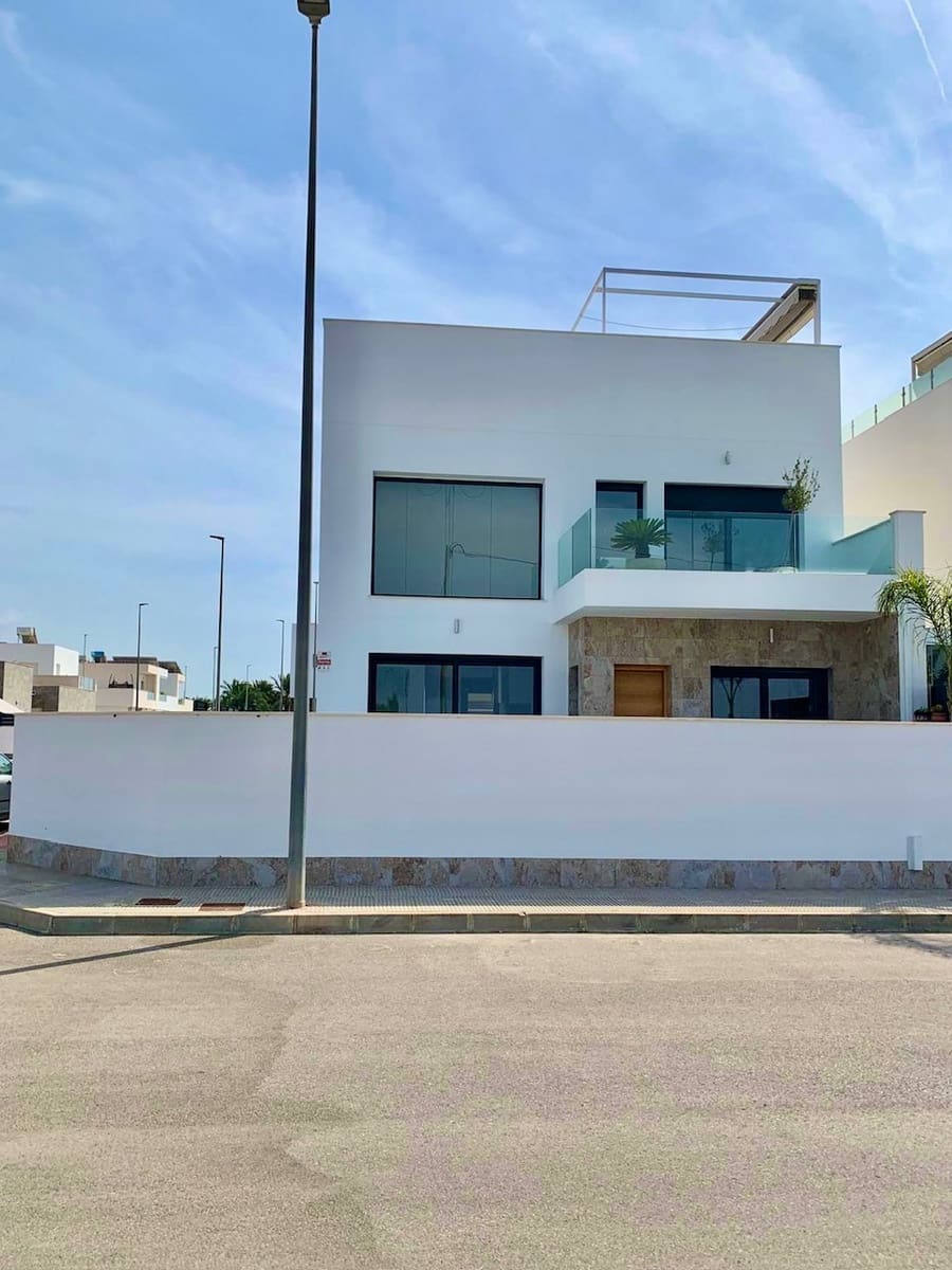 3 soverom Villa til salgs i Daya Vieja med svømmebasseng garasje - € 399 000 (Ref: 9181509)