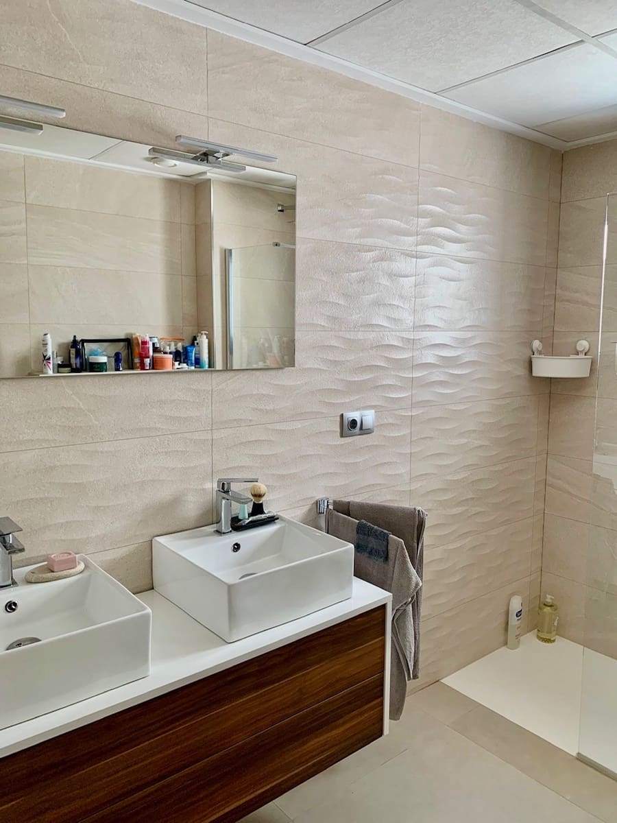 3 soverom Villa til salgs i Daya Vieja med svømmebasseng garasje - € 399 000 (Ref: 9181509)