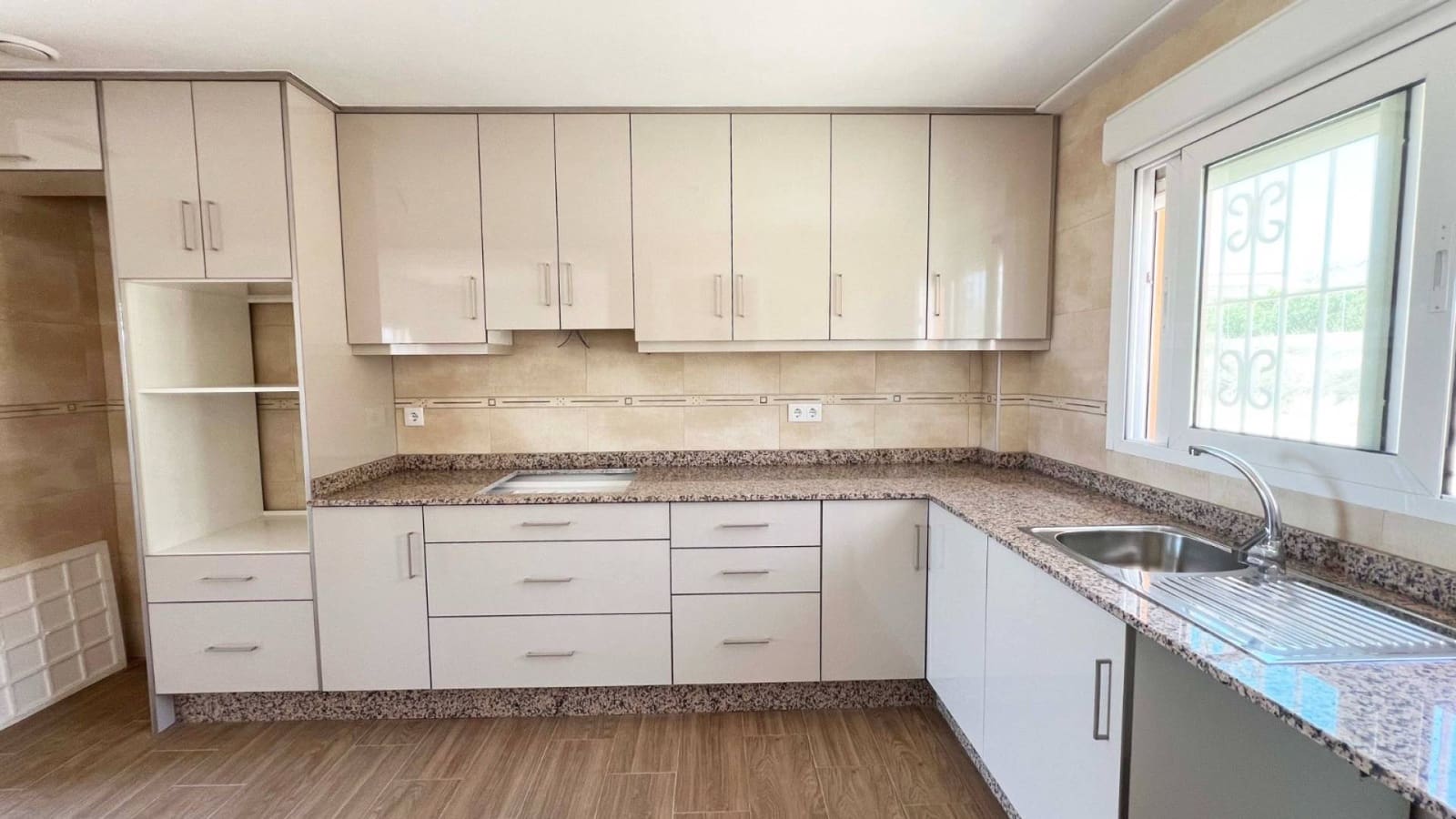 3 bedroom Townhouse for sale in Macisvenda - € 280,000 (Ref: 9223552)