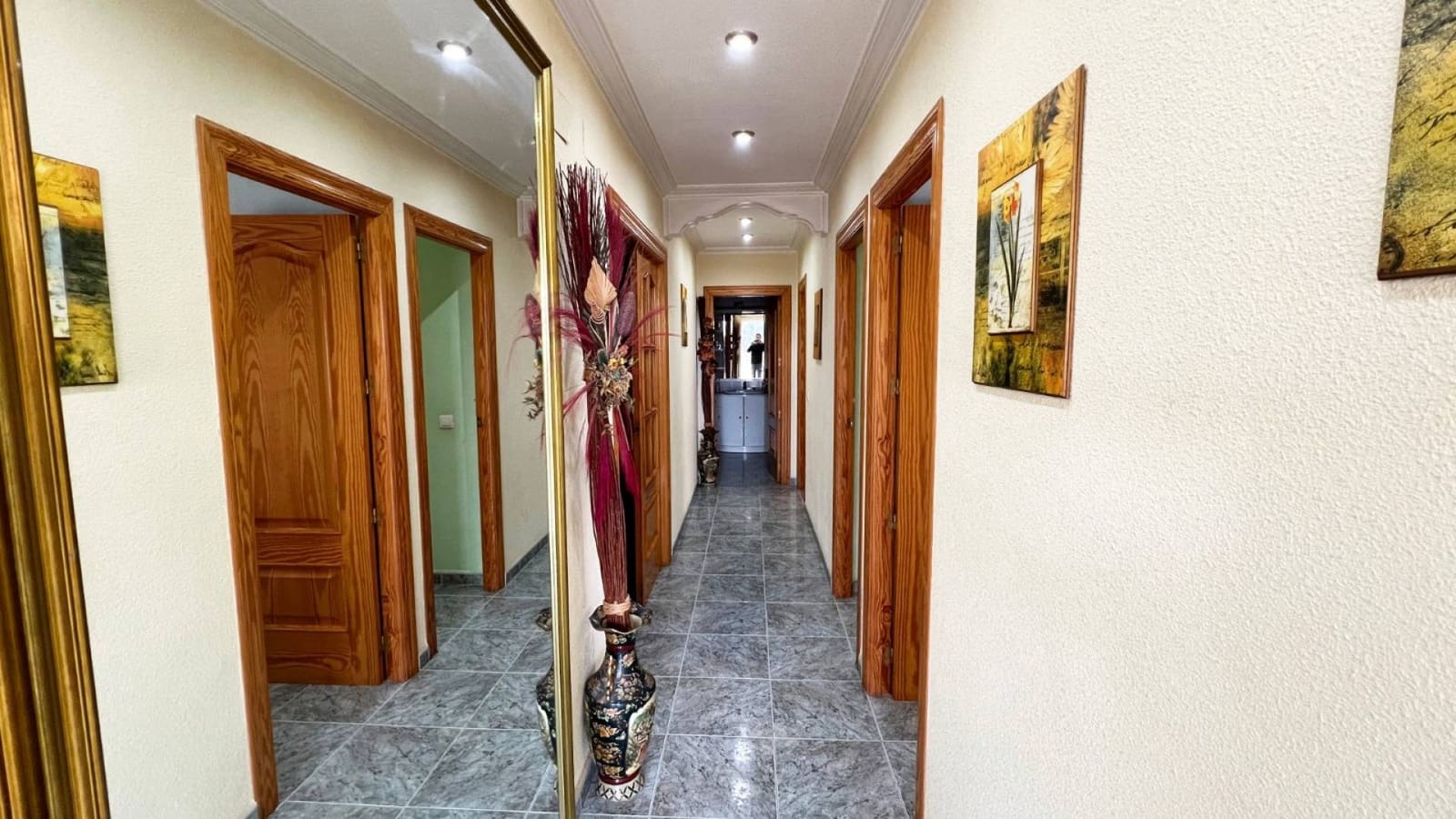 4 soveværelse Finca/Landehus til salg i La Romana med swimmingpool garage - € 320.000 (Ref: 9261958)