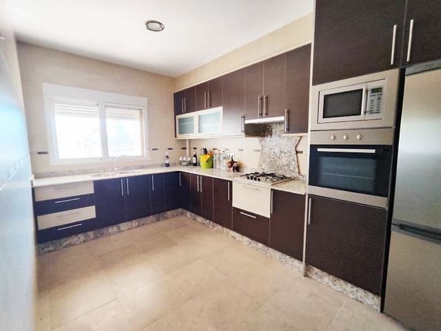 3 bedroom Townhouse for sale in Fortuna with garage - € 184,000 (Ref: 9307222)