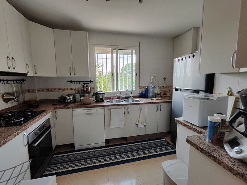 3 sypialnia Finka/Dom wiejski na sprzedaż w Fortuna z basenem garażem - 264 900 € (Ref: 9311986)